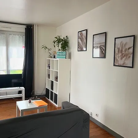 Tres Joli T1 A Lambezellec Avec Parking Gratuit *